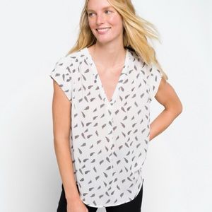 Lillian V-neck blouse